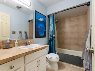 Photo #3: 21129323 Listing