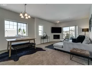 Photo #3: 21130333 Listing