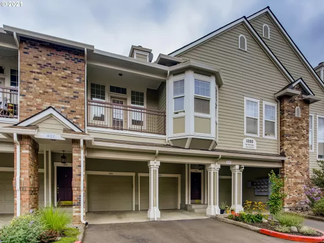 MLS: 21130771 Condo For Sale