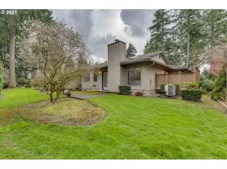 Photo #2: 21131896 Listing