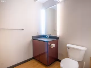 Photo #3: 21131929 Listing