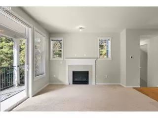 Photo #5: 21132042 Listing 