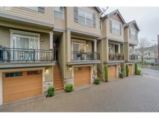 Photo #1: 21132051 Listing 