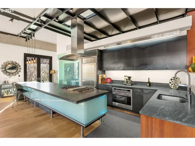 MLS: 21132283 Condo For Sale