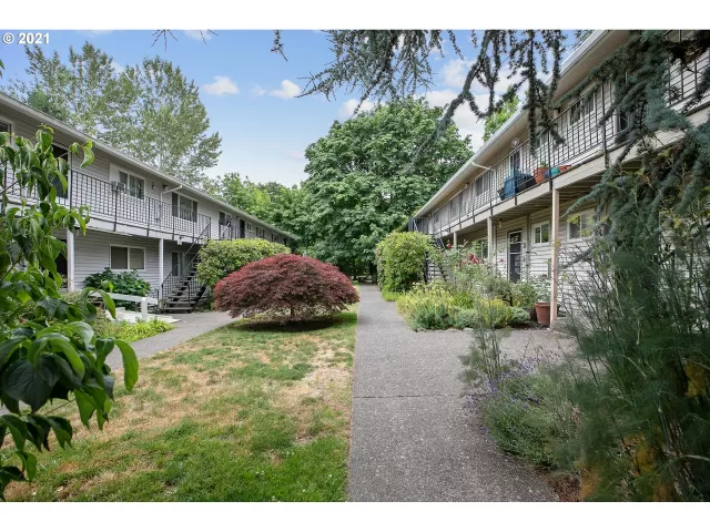 MLS: 21133618 Condo For Sale