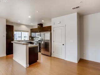 Photo #3: 21134250 Listing 