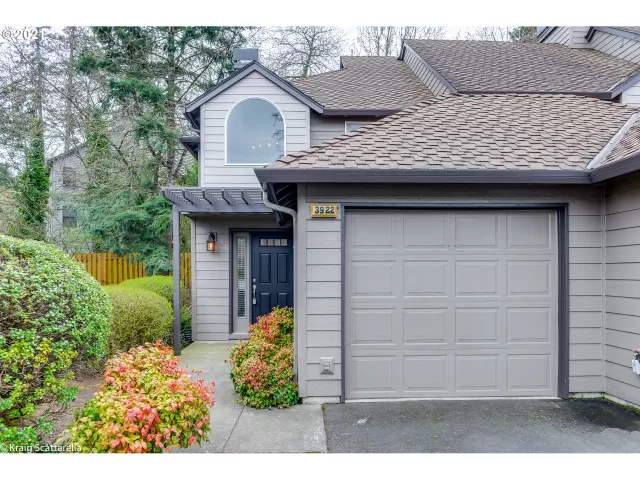 MLS: 21134545 Condo For Sale