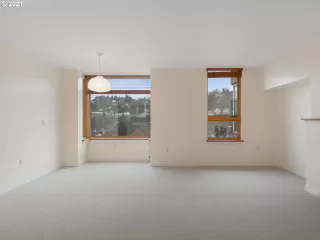 Photo #2: 21137234 Listing