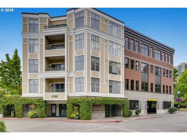 MLS: 21137552 Condo For Sale