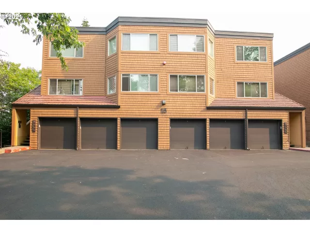 MLS: 21137915 Condo For Sale