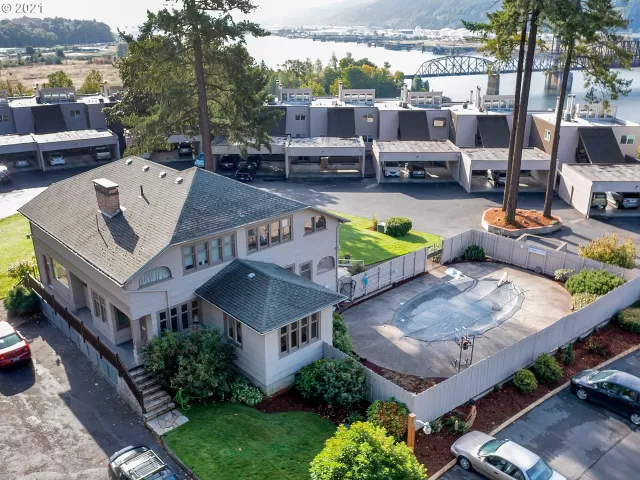 MLS: 21137944 Condo For Sale