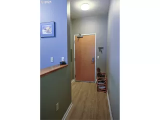 Photo #3: 21138246 Listing