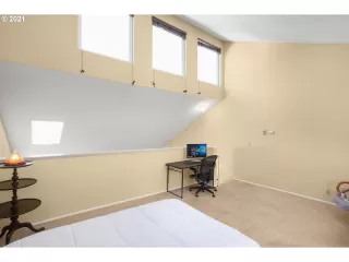 Photo #3: 21138313 Listing