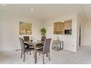 Photo #6: 21138322 Listing 