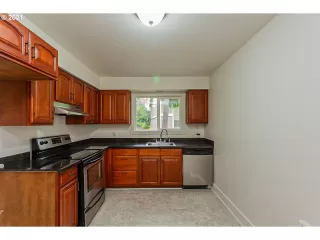 Photo #1: 21138815 Listing 