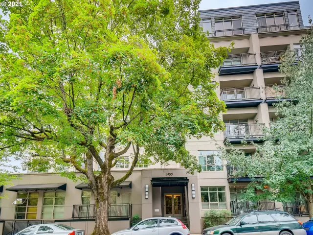 MLS: 21139817 Condo For Sale