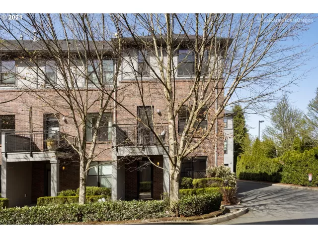 MLS: 21142033 Condo For Sale