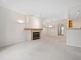 Photo #2: 21142469 Listing