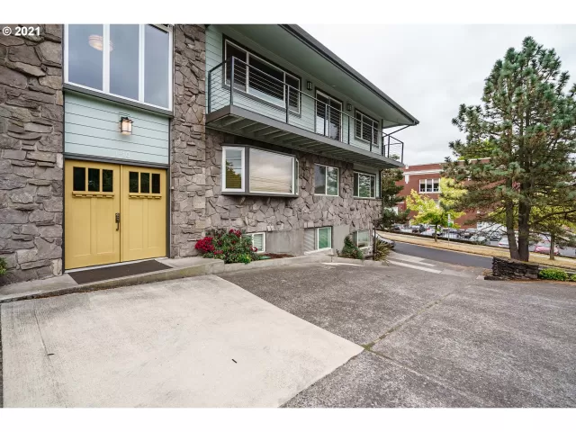 MLS: 21142877 Condo For Sale