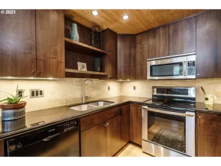 Photo #6: 21142877 Listing 