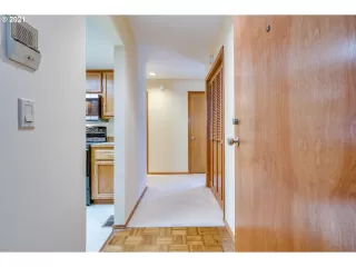 Photo #3: 21144580 Listing 