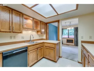 Photo #6: 21144580 Listing 