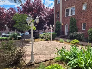 Photo #2: 21144951 Listing