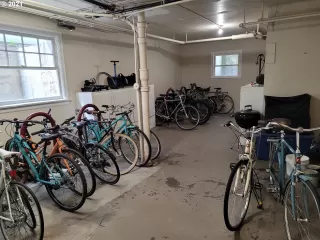 Photo #5: 21144951 Listing