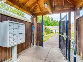 Photo #2: 21145565 Listing