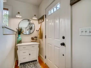 Photo #3: 21145565 Listing