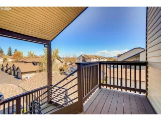 Photo #5: 21146232 Listing