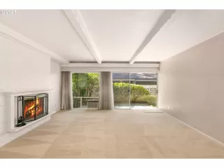 Photo #1: 21146483 Listing