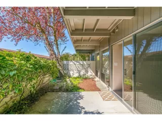 Photo #3: 21146483 Listing