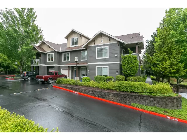 MLS: 21147096 Condo For Sale