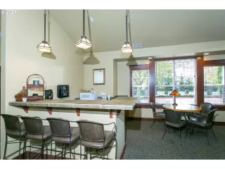 Photo #2: 21147096 Listing