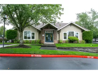 Photo #3: 21147096 Listing