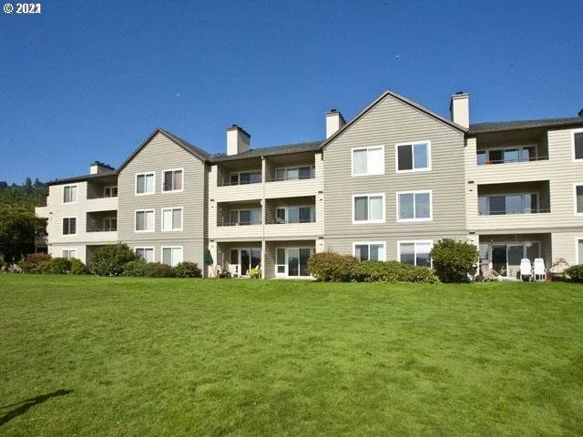 MLS: 21148077 Condo For Sale