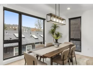 Photo #4: 211484887 Listing