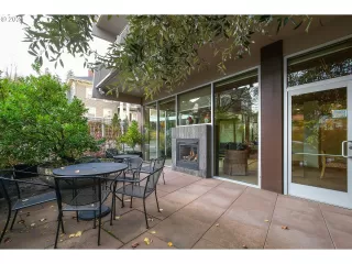 Photo #4: 21148950 Listing