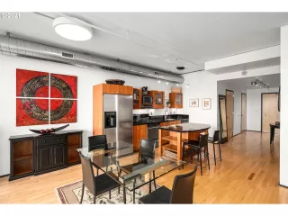 Photo #5: 21149201 Listing 