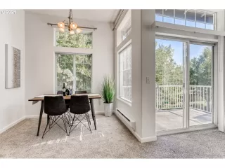 Photo #4: 21150082 Listing 