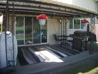 Photo #5: 21152361 Listing