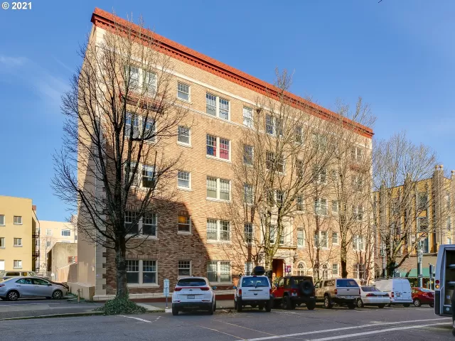 MLS: 21152615 Condo For Sale