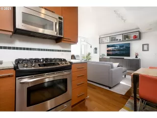 Photo #2: 21154952 Listing