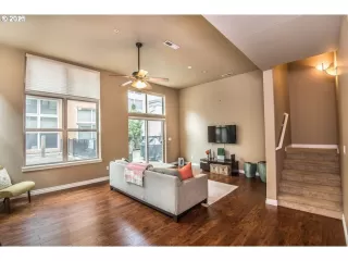 Photo #3: 21155064 Listing