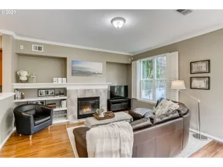 Photo #3: 21155127 Listing