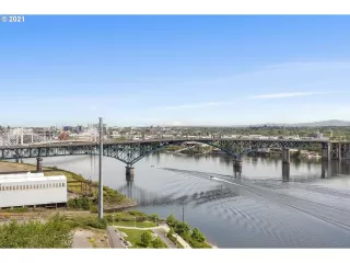 Photo #3: 21155638 Listing