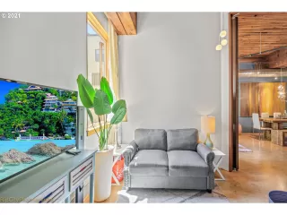 Photo #1: 21155641 Listing 