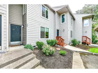 Photo #1: 21155703 Listing