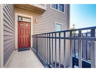 Photo #3: 21155794 Listing 